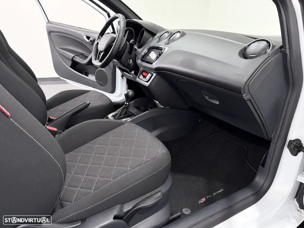 SEAT Ibiza SC 1.4 TSI DSG Cupra - 38
