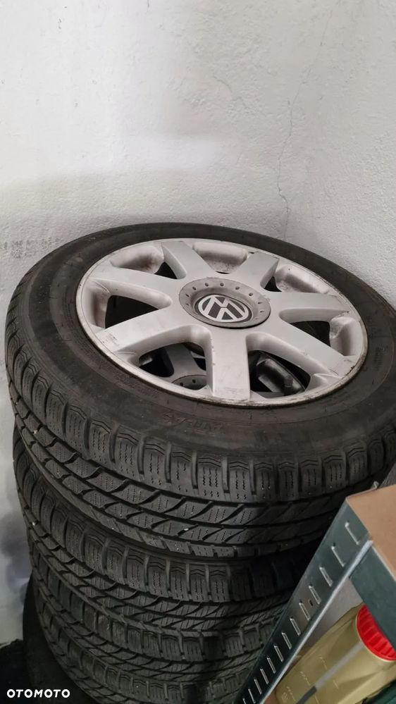 Volkswagen Golf - 18