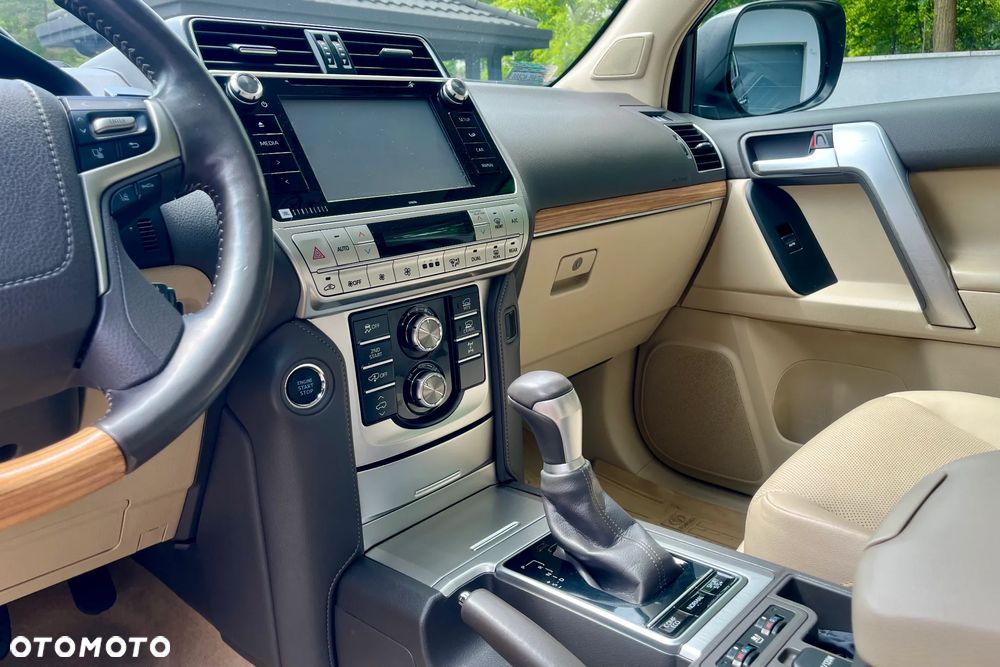 Toyota Land Cruiser 2.8 D-4D Automatik Executive - 22