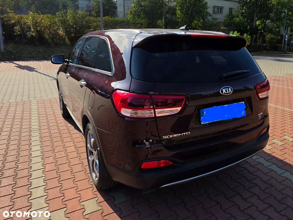 Kia Sorento - 4