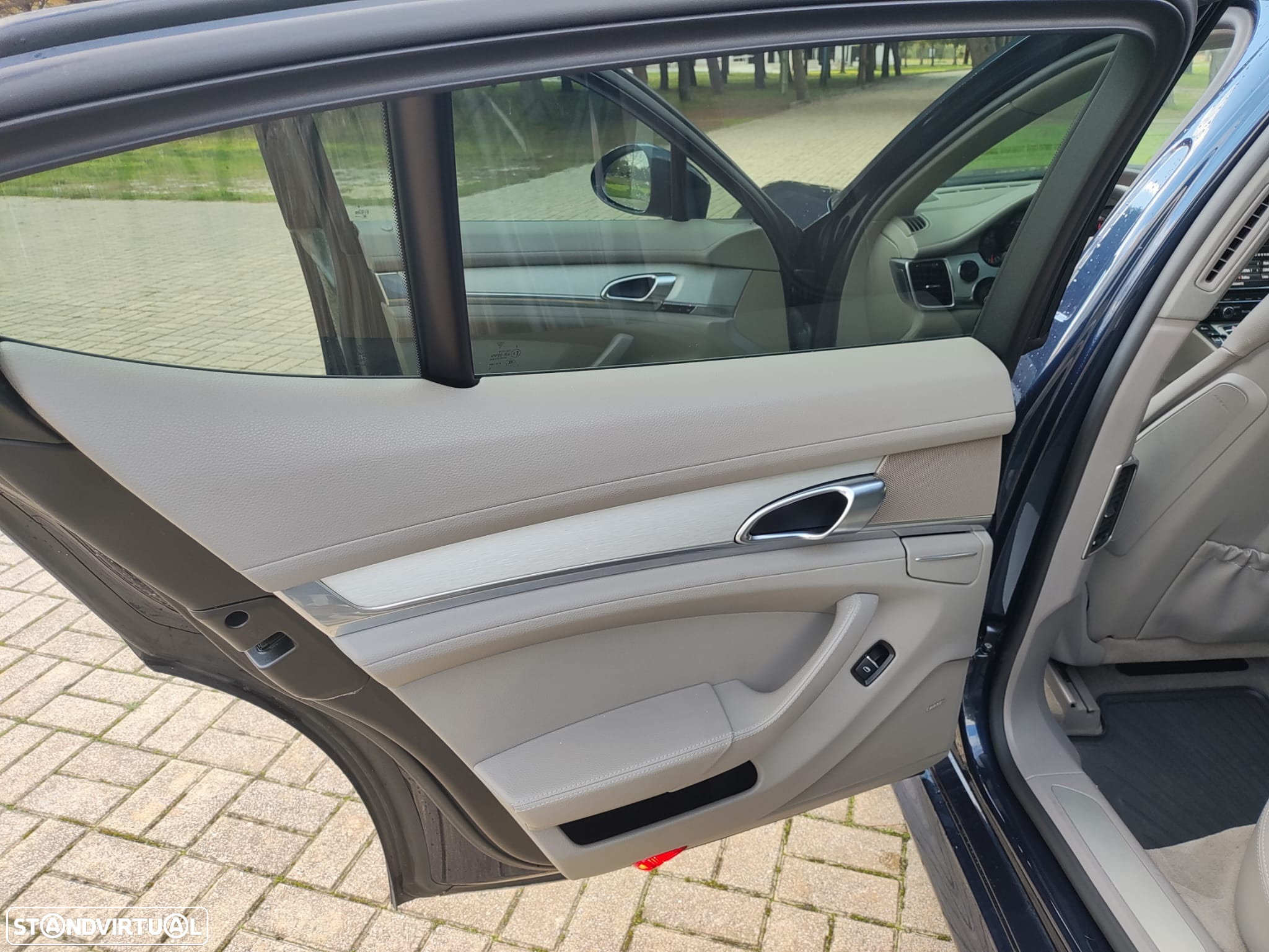 Porsche Panamera Diesel - 42