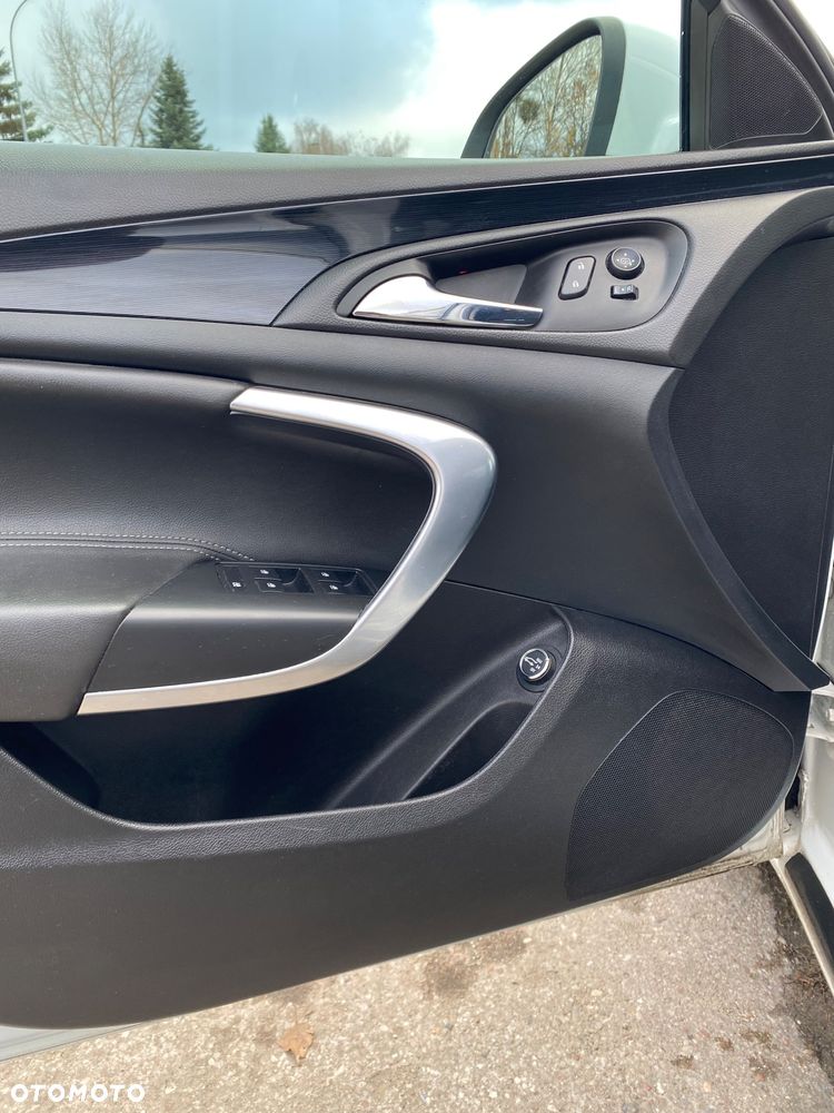 Opel Insignia 2.0 CDTI Cosmo S&S - 24