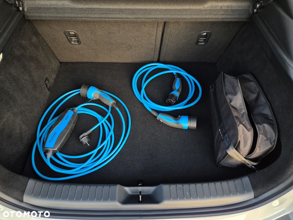 Mazda MX-30 e-SKYACTIV - 17