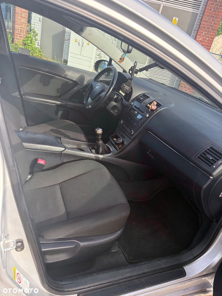 Toyota Avensis 2.0 D-4D Sol - 7