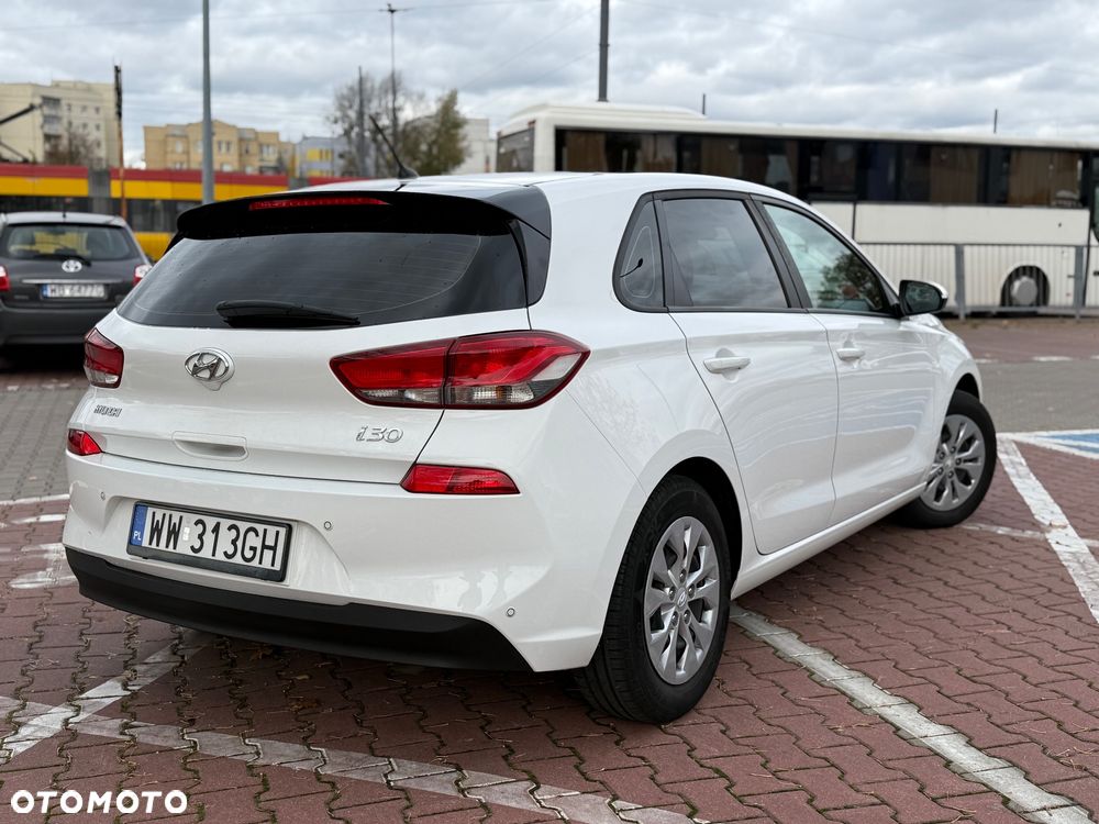 Hyundai i30 1.6 D Classic + - 3