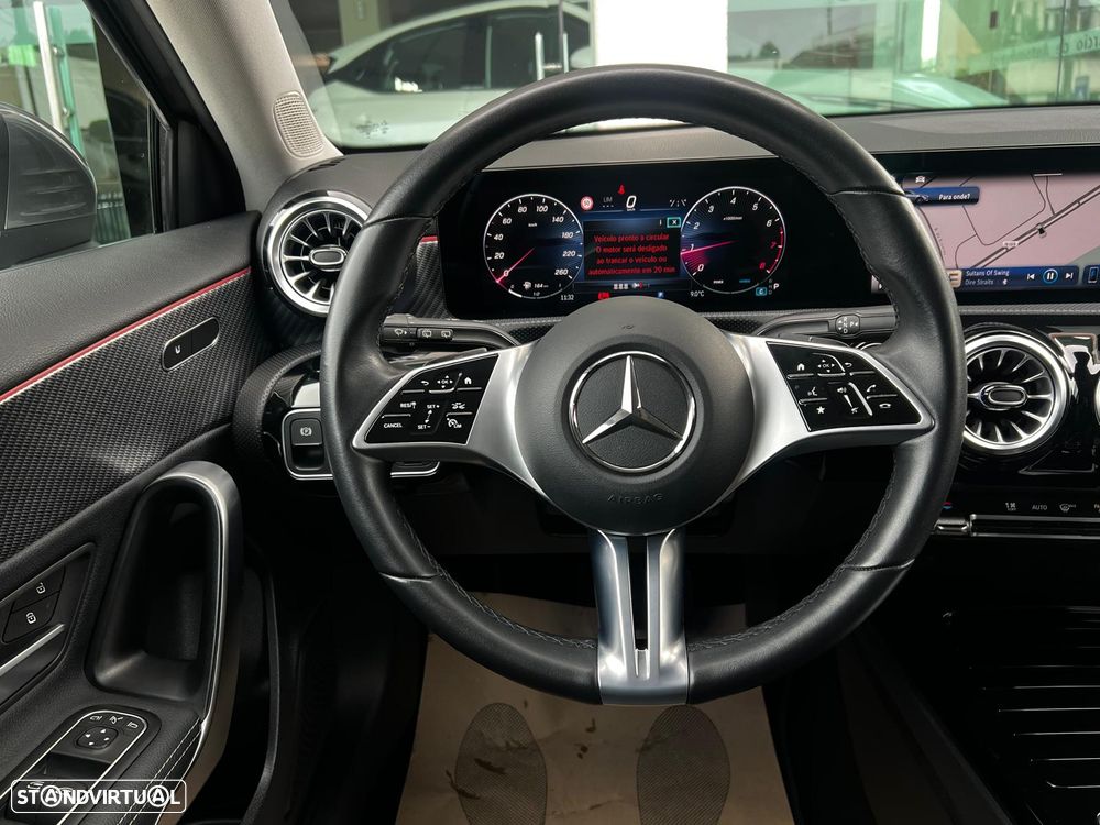 Mercedes-Benz A 200 Progressive Aut. - 39