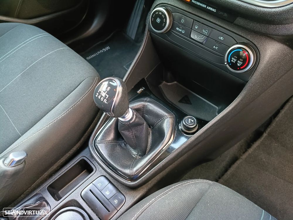 Ford Fiesta 1.5 TDCi Active - 14
