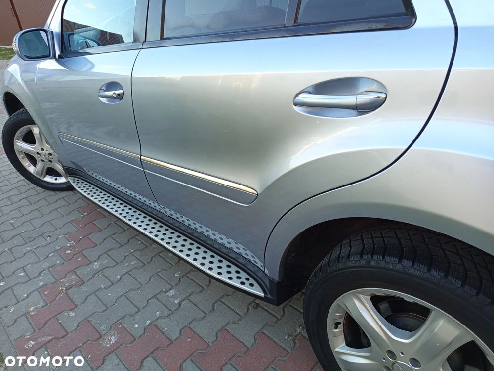 Mercedes-Benz ML - 13