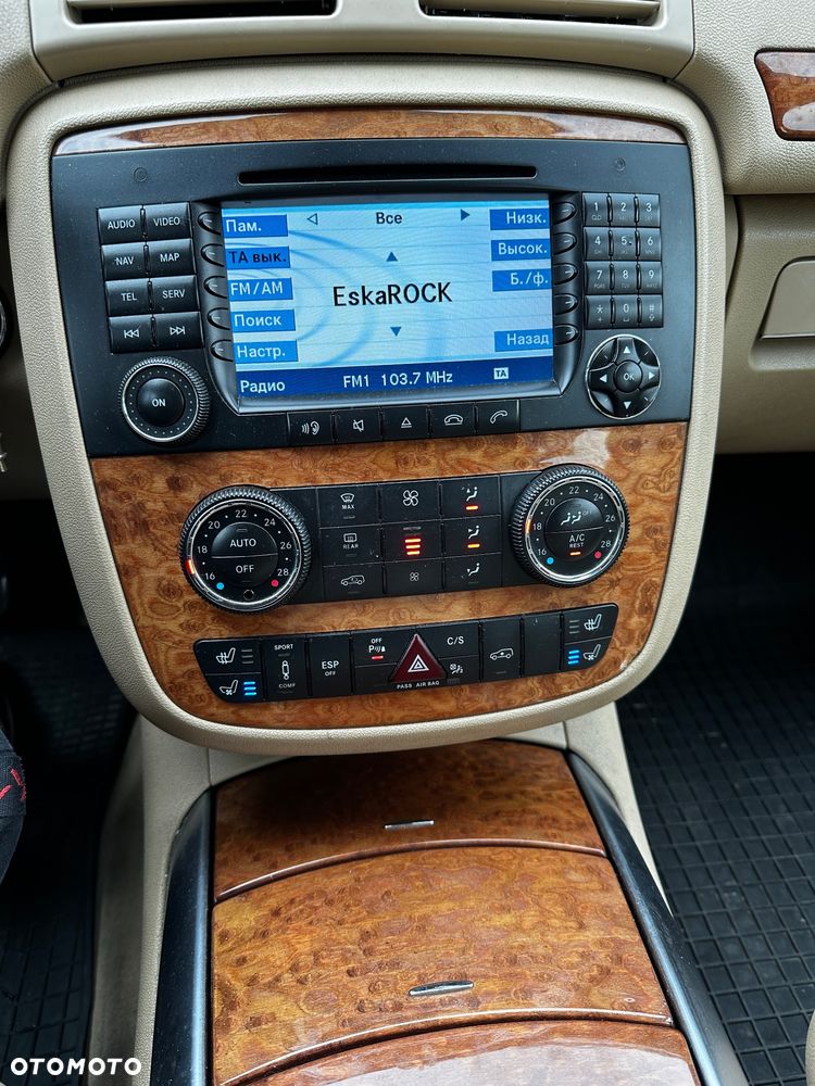 Mercedes-Benz Klasa R 320 CDI L 4-Matic - 14