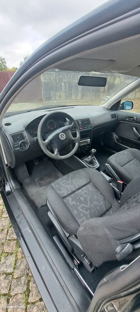 VW Golf 1.4i 25 Anos - 20