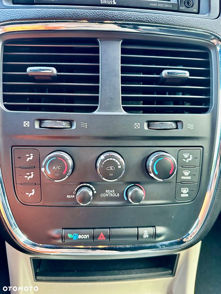 Dodge Grand Caravan 3.6 R/T - 7
