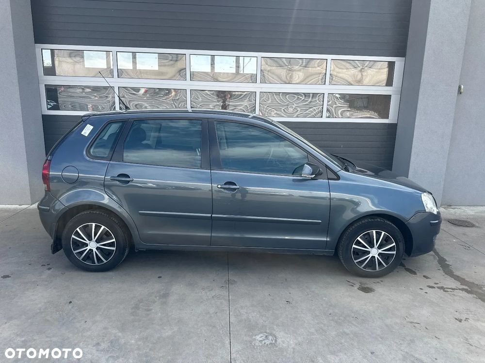 Volkswagen Polo 1.2 Trendline - 1