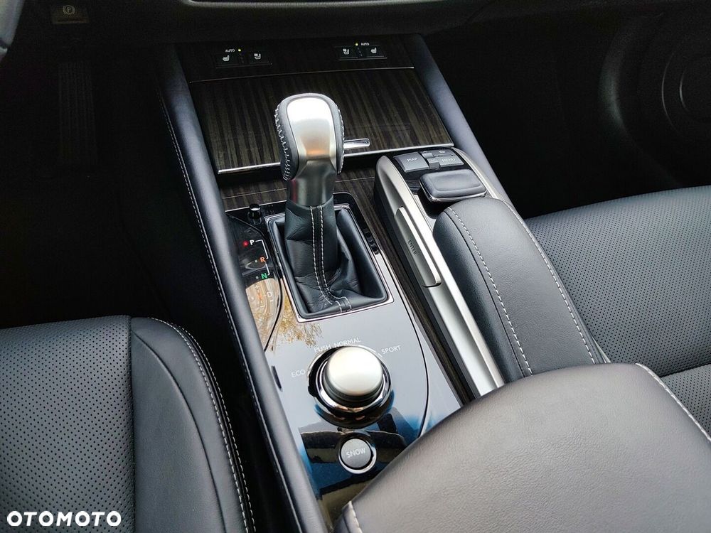 Lexus GS - 24