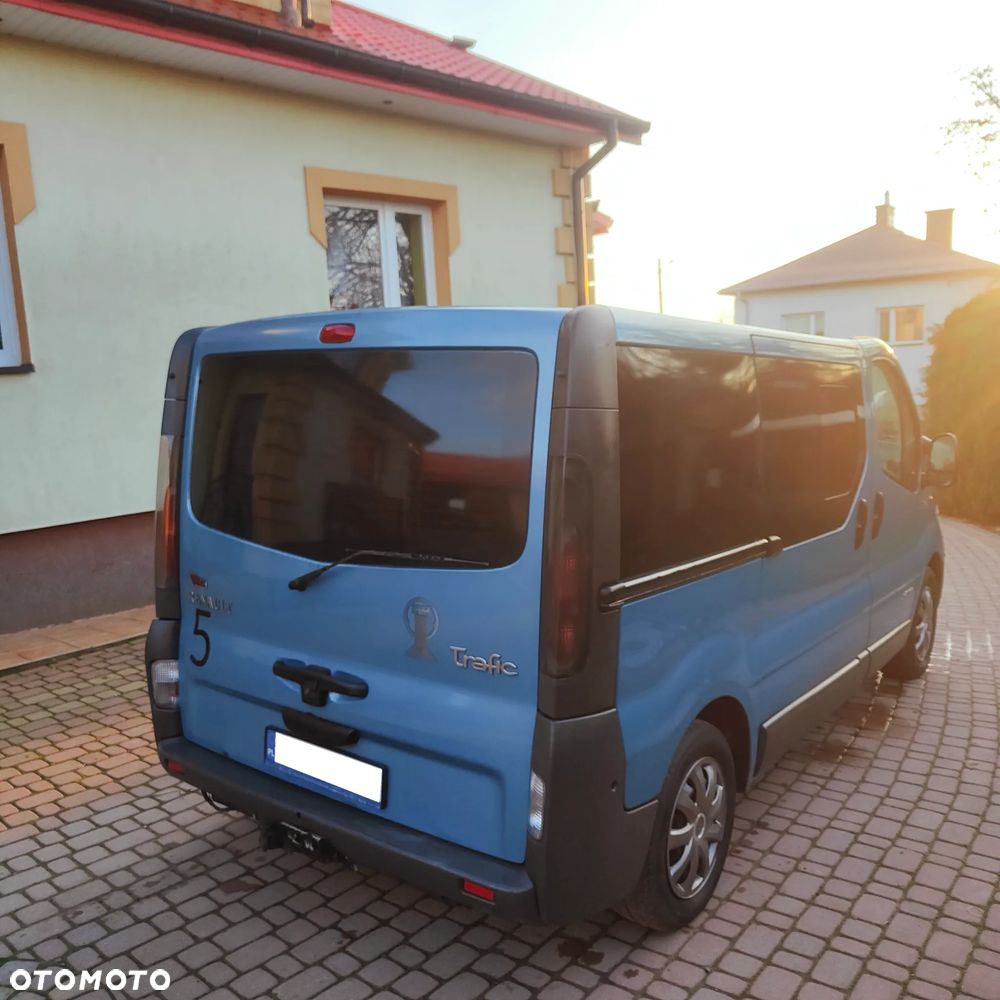 Renault Trafic Passenger - 7