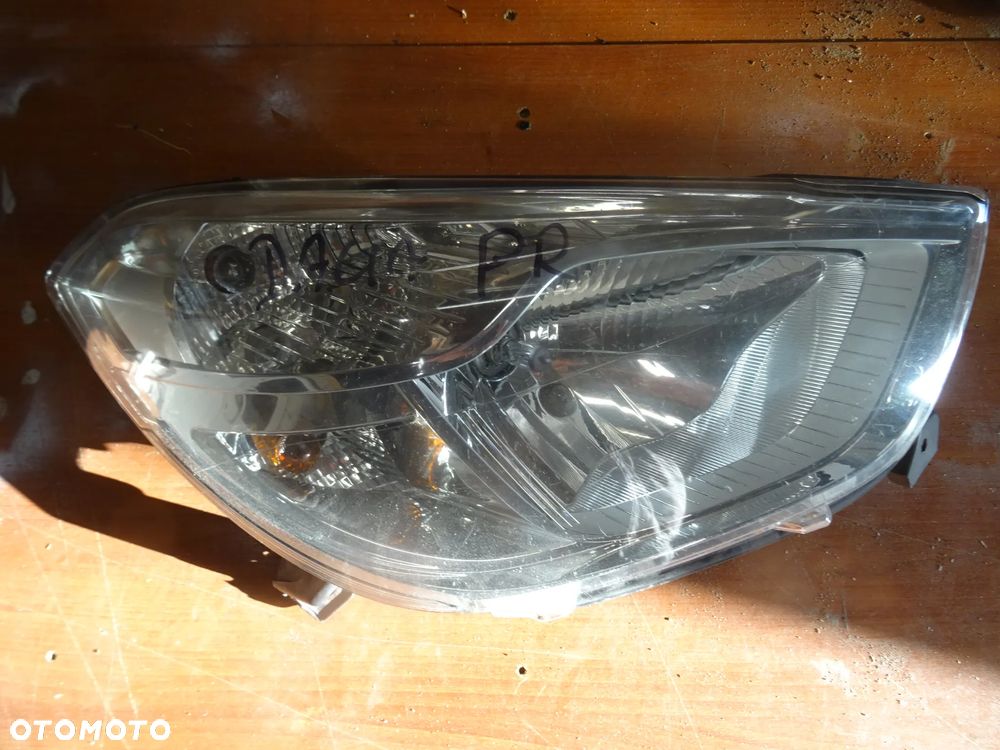DACIA DOKKER LODGY LAMPA PRAWA TANIO  CZESCI ROZNE PYTAC - 1