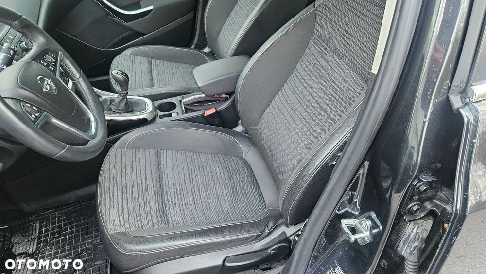 Opel Astra 1.4 Turbo Active - 26