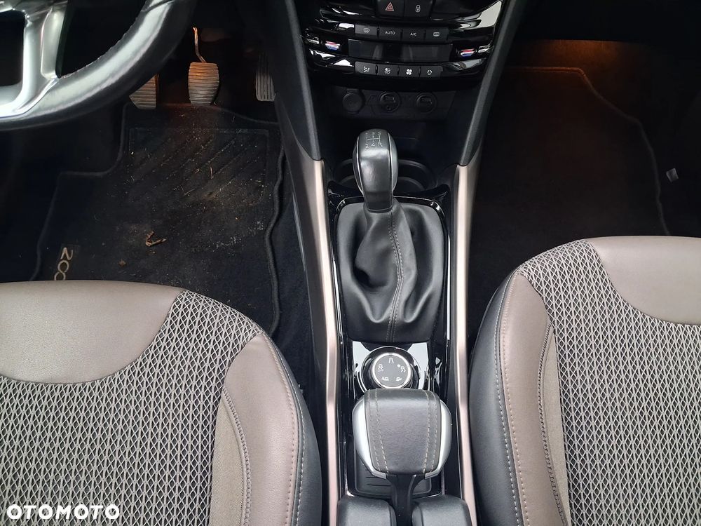 Peugeot 2008 120 VTI Allure - 14