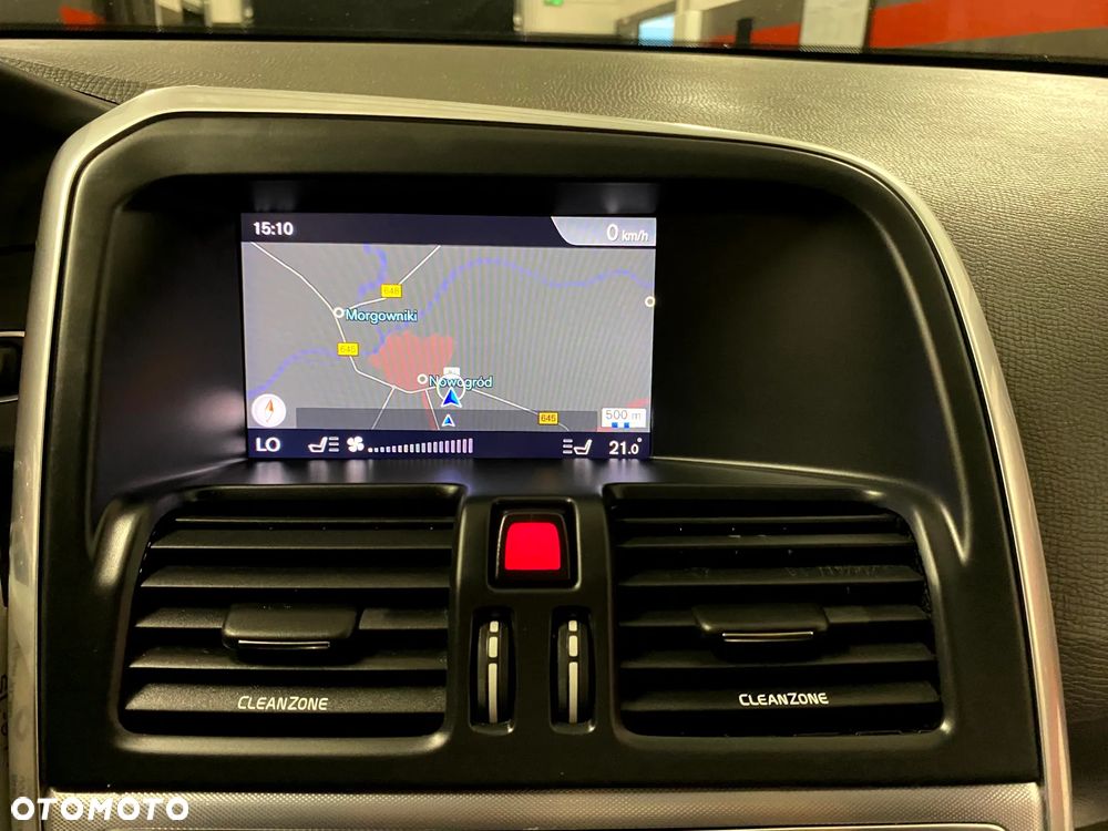 Volvo XC 60 D4 Geartronic Momentum - 19