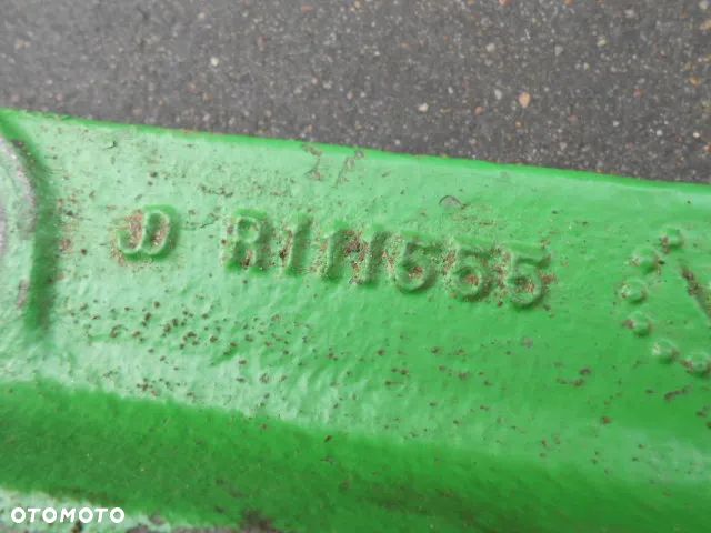 Podstawa uchwyt łącznika centralnego fi32mm John Deere 6920 - 2