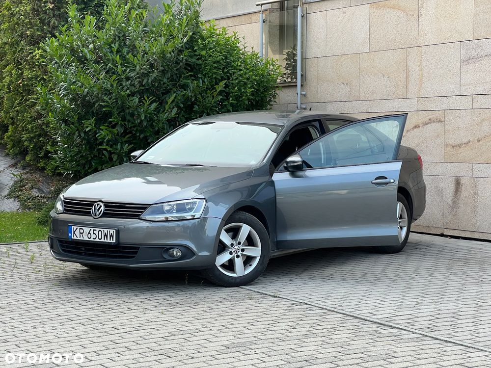 Volkswagen Jetta 1.2 TSI Trendline - 36