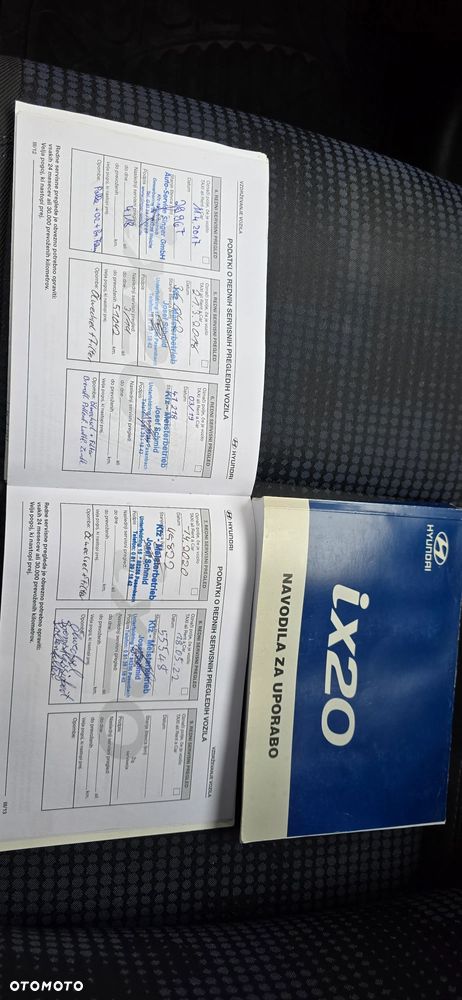 Hyundai ix20 - 12
