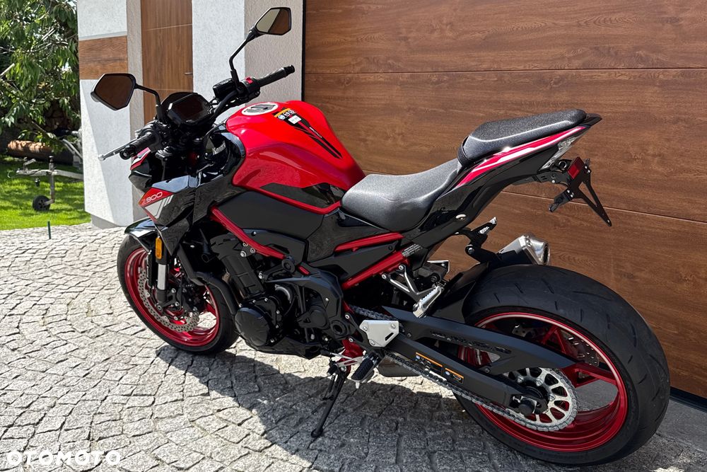 Kawasaki Z 900 - 19