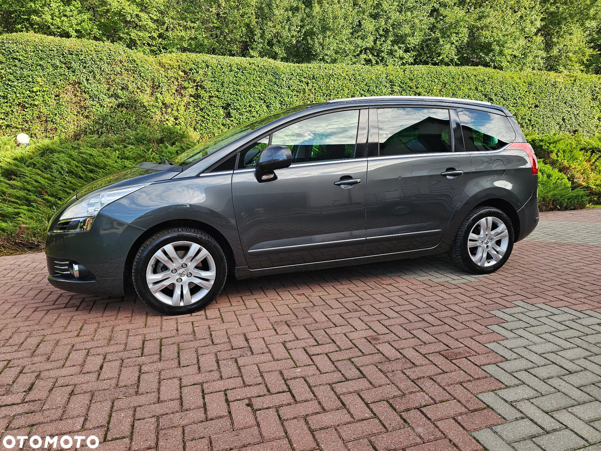 Peugeot 5008 1.6 THP Allure 7os - 2