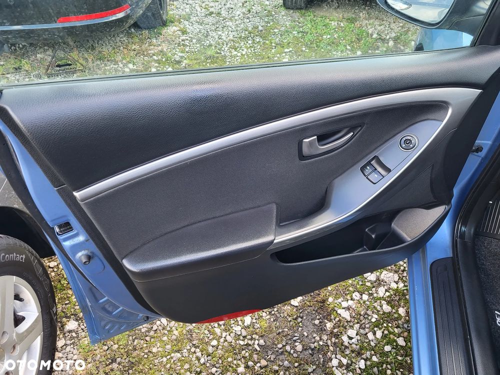 Hyundai i30 1.4 Classic - 11