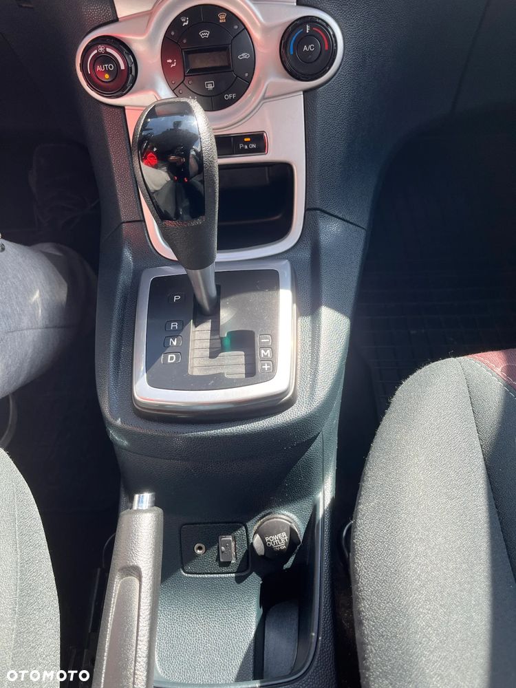Ford Fiesta - 13