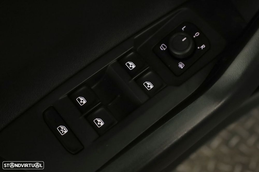 VW Taigo 1.0 TSI Urban - 19