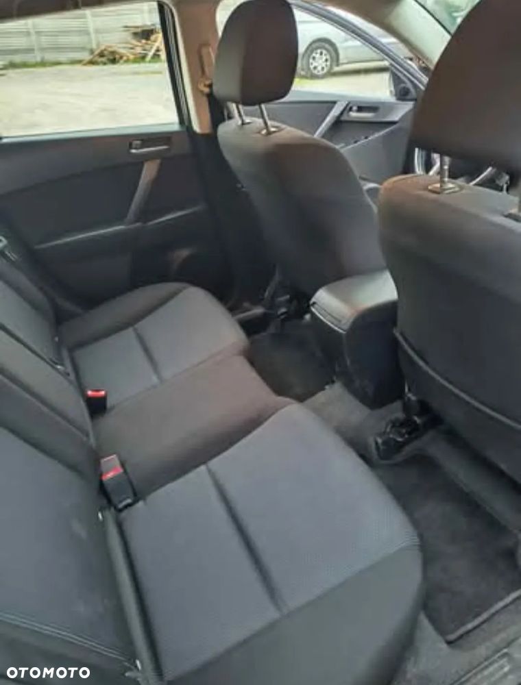 Mazda 3 1.6 CD Exclusive + - 14