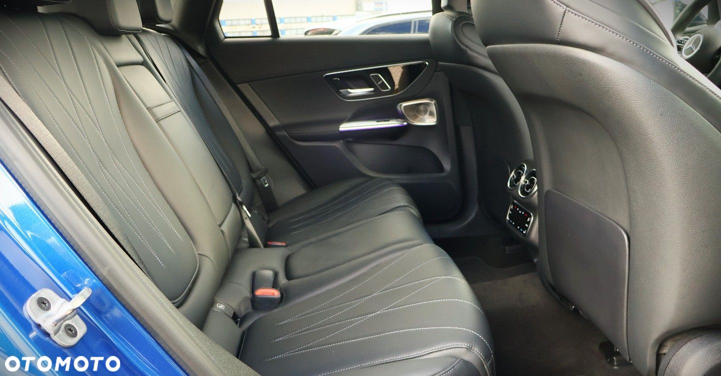 Mercedes-Benz GLC 300 4Matic 9G-TRONIC Edition Avantgarde - 19