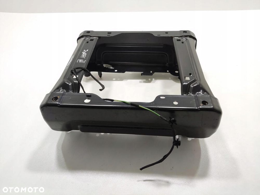 STELAŻ PODSTAWA MOCOWANIE FOTELA KIEROWCY JUMPY EXPERT III 2016-2023 - 4