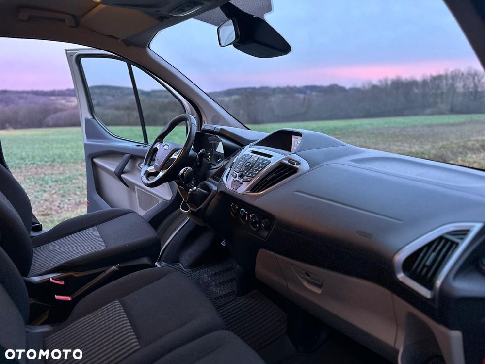 Ford Transit Custom 300 L1H1 VA Titanium - 25