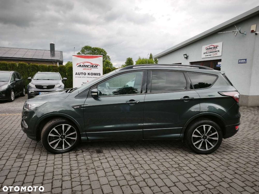 Ford Kuga - 2