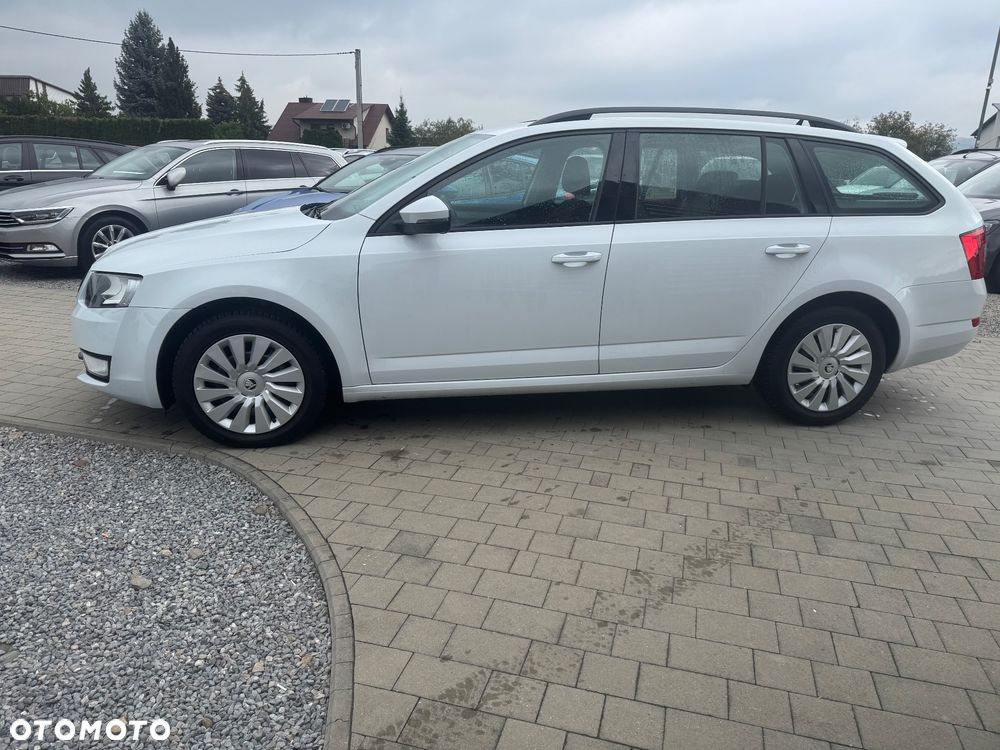 Skoda Octavia 1.6 TDI Solution - 12
