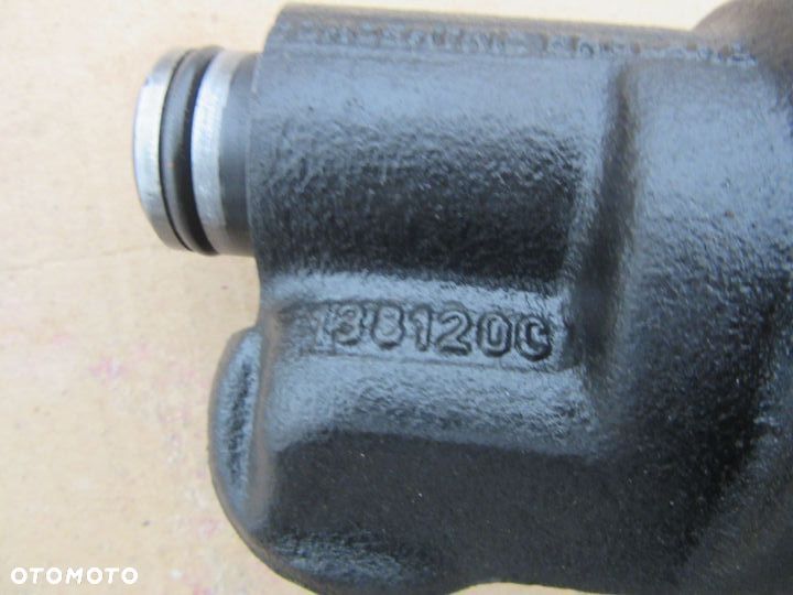 Pompa oleju miska wał wałek tryb obudowa 675TA 675T New Holland TM120 Case MXM - 7