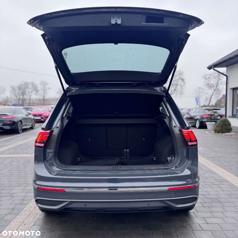 Volkswagen Tiguan - 15