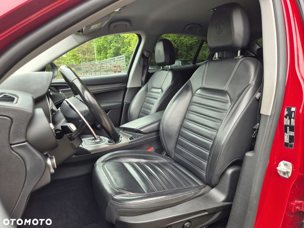 Alfa Romeo Stelvio 2.0 Turbo 16V AT8-Q4 First Edition - 16
