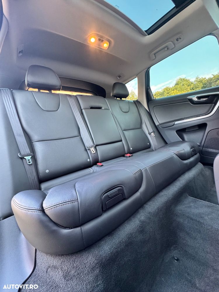 Volvo XC 60 D4 Geartronic Summum - 27