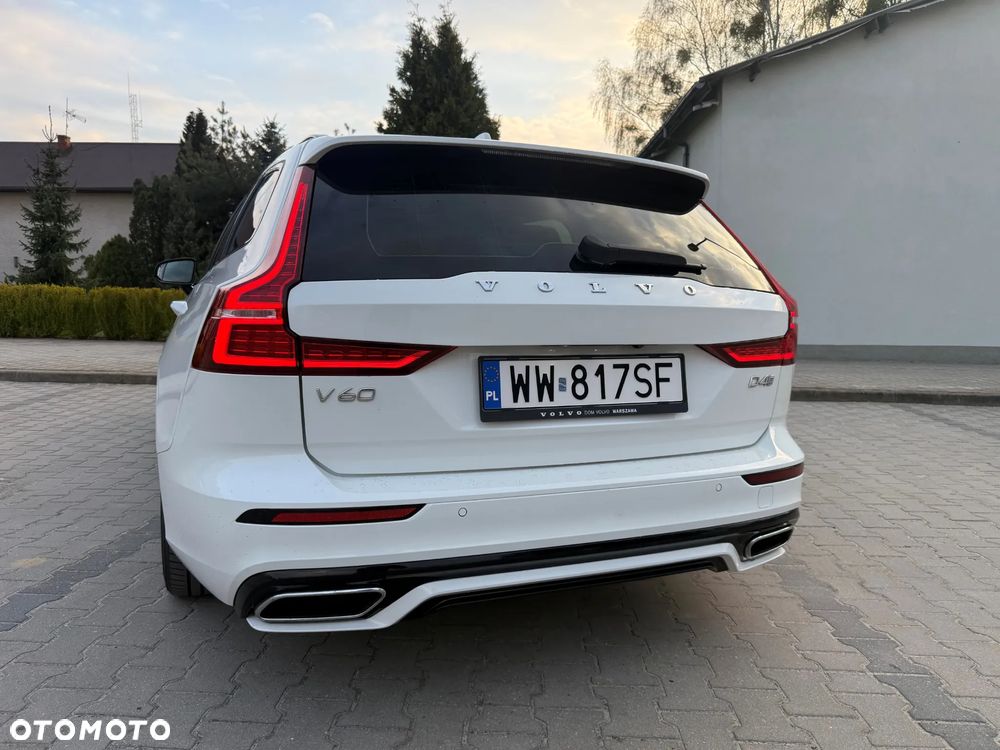Volvo V60 D4 R-Design - 5