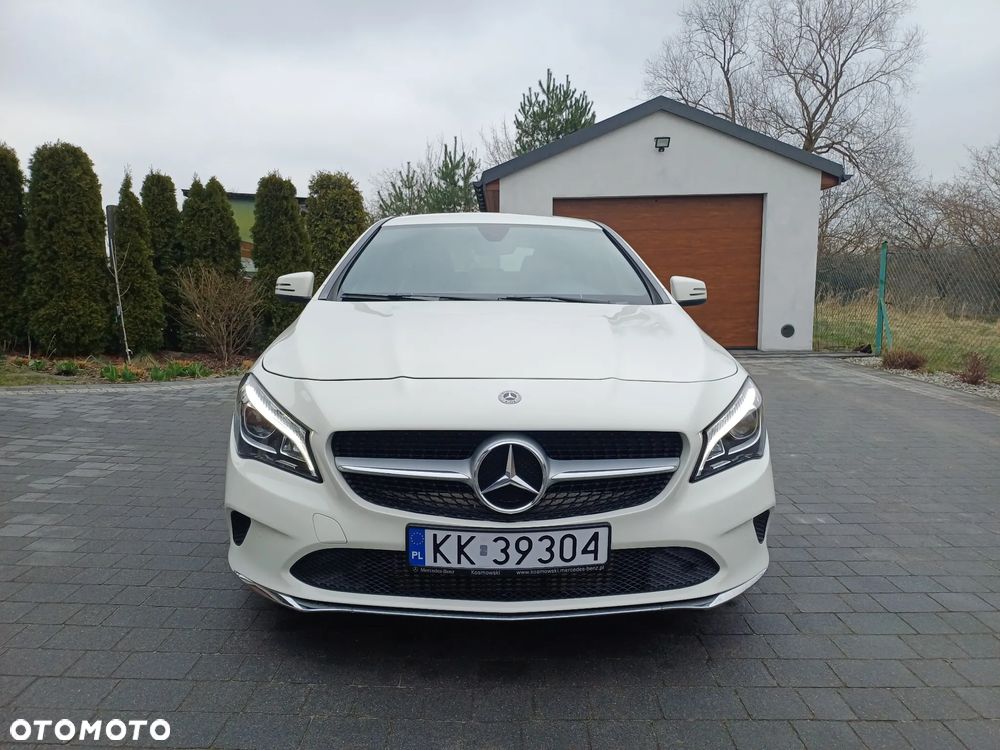 Mercedes-Benz CLA 250 4Matic 7G-DCT UrbanStyle Edition - 2