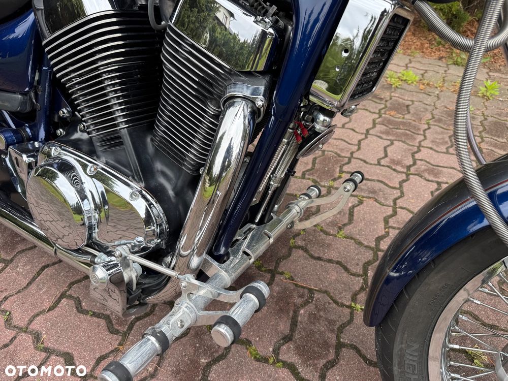 Suzuki Intruder - 9