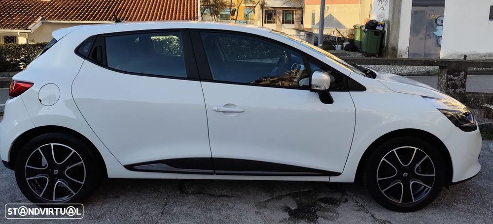 Renault Clio 0.9 TCE Dynamique S - 6