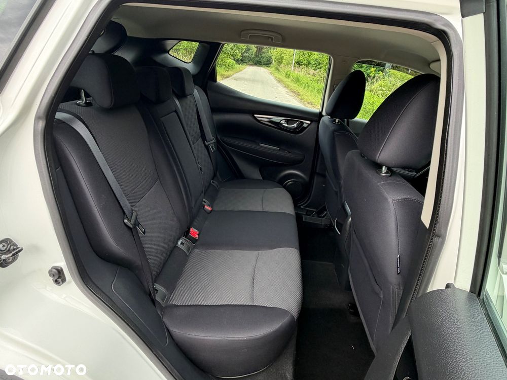 Nissan Qashqai - 10