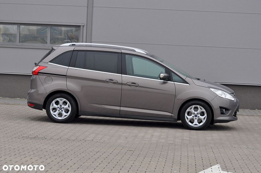 Ford Grand C-MAX 2.0 TDCi Titanium - 17
