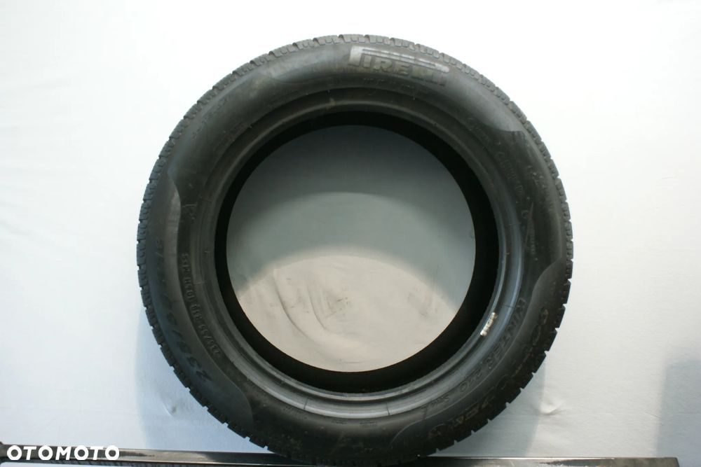 zimowe 235/55R18 PIRELLI SOTTOZERO WINTER 210 SERIE II 7,3mm A233 - 3