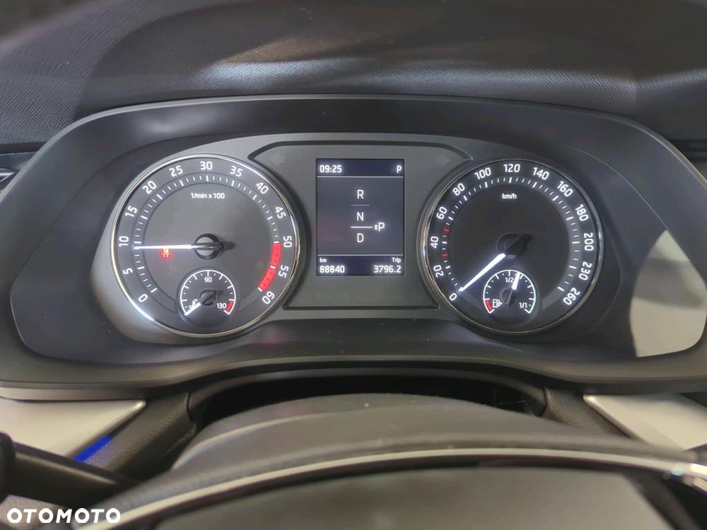 Skoda Octavia 2.0 TDI Ambition DSG - 11