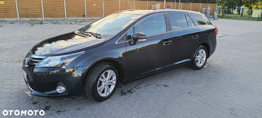 Toyota Avensis 1.8 Comfort - 2