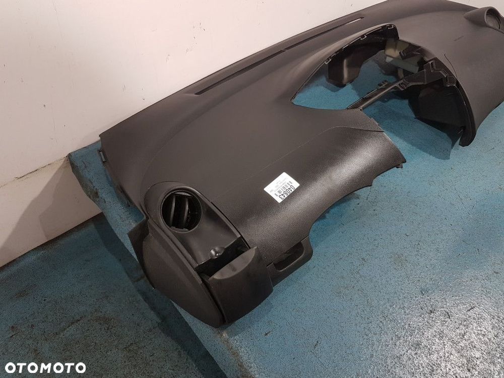 TOYOTA YARIS II DESKA ROZDZIELCZA - 3